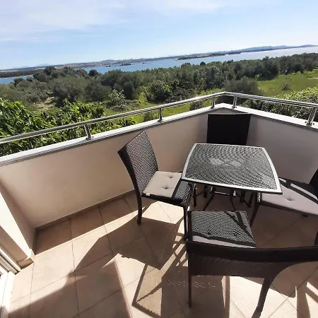 With Sea View Kavala- Pasman, Apartamento