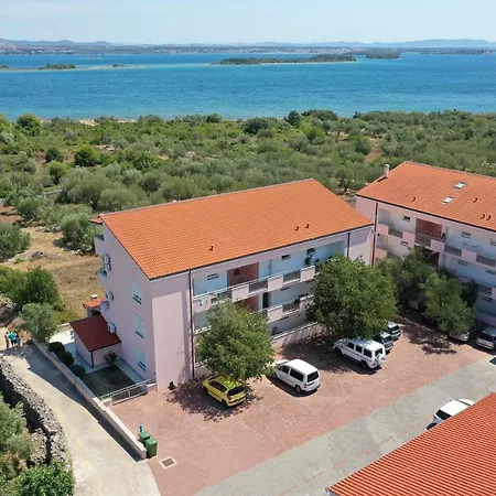 With Sea View Kavala- Pasman, Apartament Kraj (Zadar)