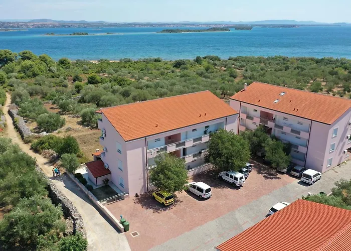 With Sea View Kavala- Pasman, شقة Kraj (Zadar)